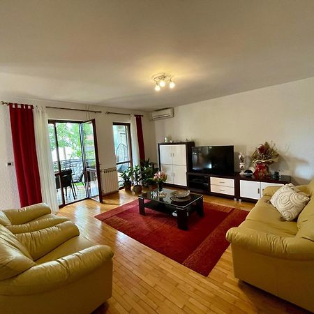 Apartment Adri Rovinj Exterior photo