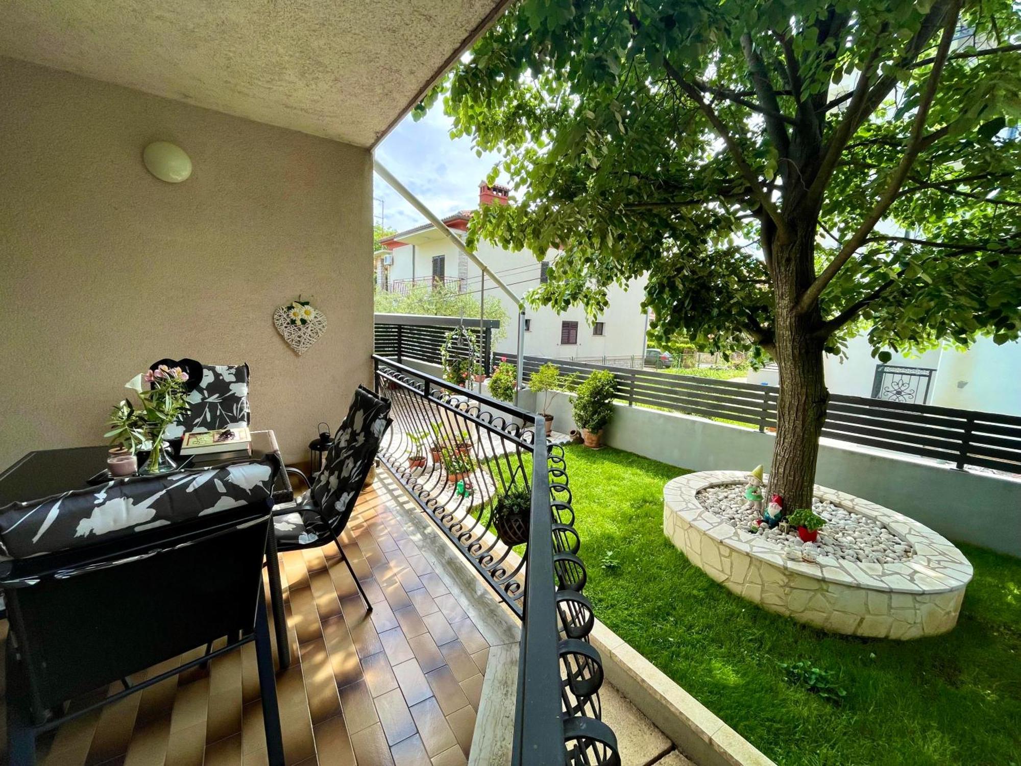 Apartment Adri Rovinj Exterior photo